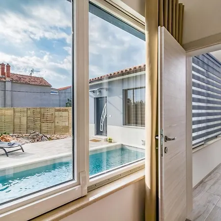 Vila Sunny Galizana